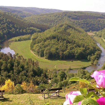 Gite De La Lavandiere A Ucimont Kültér fotó